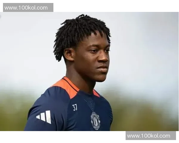 贝巴:我们能看到梅努到底有多优秀,我很高兴他能留在曼联