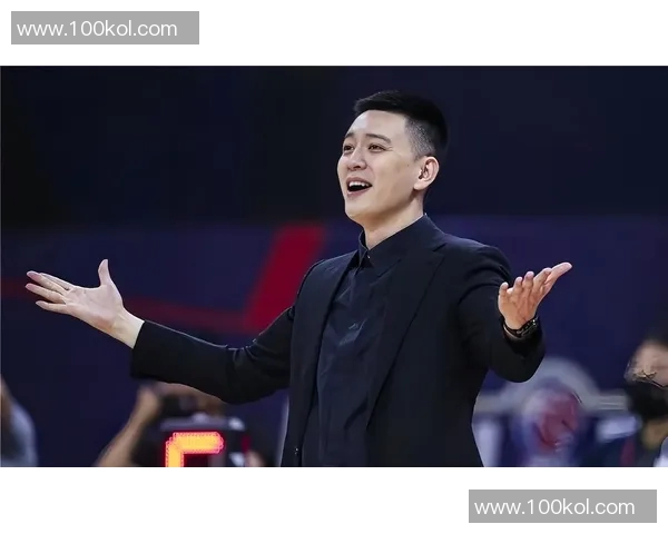 杨鸣离职后工作繁忙!CBA与NBA解说连轴转,还出席杯赛开幕式!